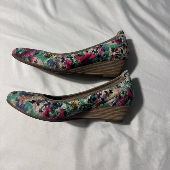 Dorking by Fluchos Short Wedge Heels – Size 37 (US 6.5) - Picture 6 of 10